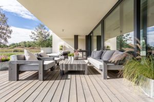 Avoir une belle terrasse à Lichères-près-Aigremont 